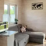 2 Bedroom Nice Home In Kolczewo